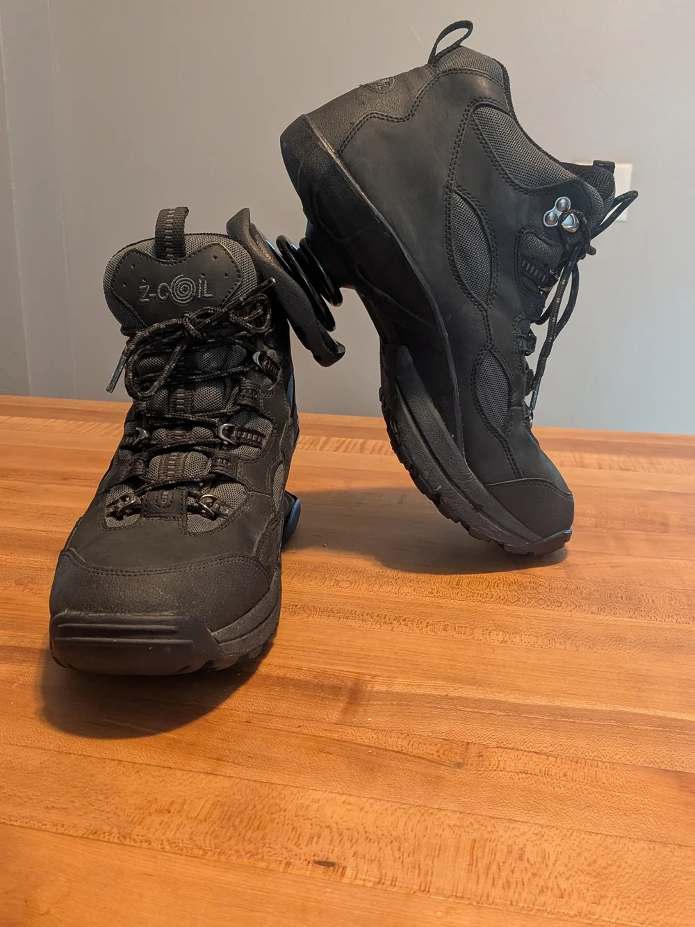Z-CoiL Pain Relief Hiking Boots – Black – Men’s Size 11 Orthopedic Spring Shoes